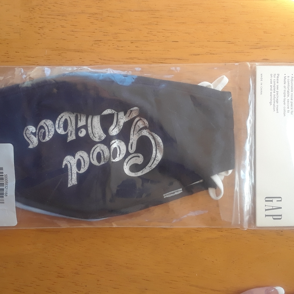 NWT. Assorted Masks🌻Just Reduced🌻 - Picture 2 of 5